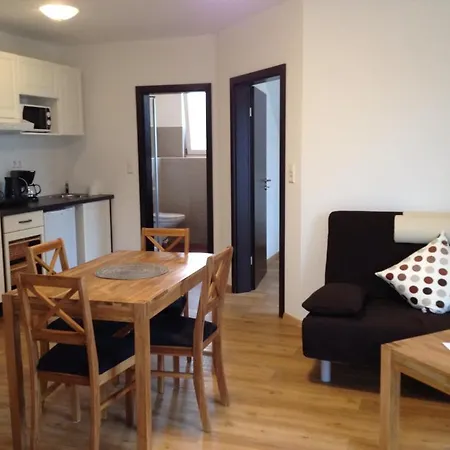 בית הארחה Neulen