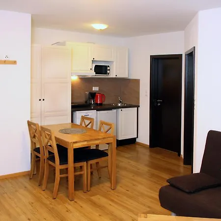 Neulen בית הארחה 3*