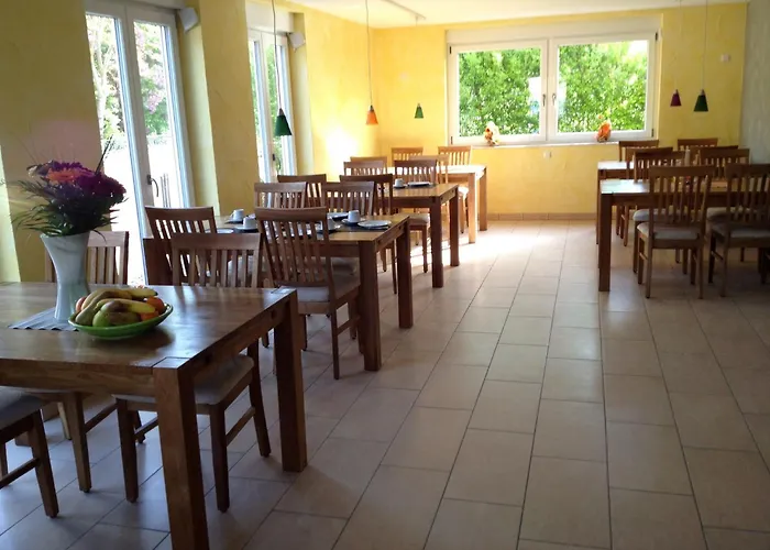 Guest house Neulen 3*